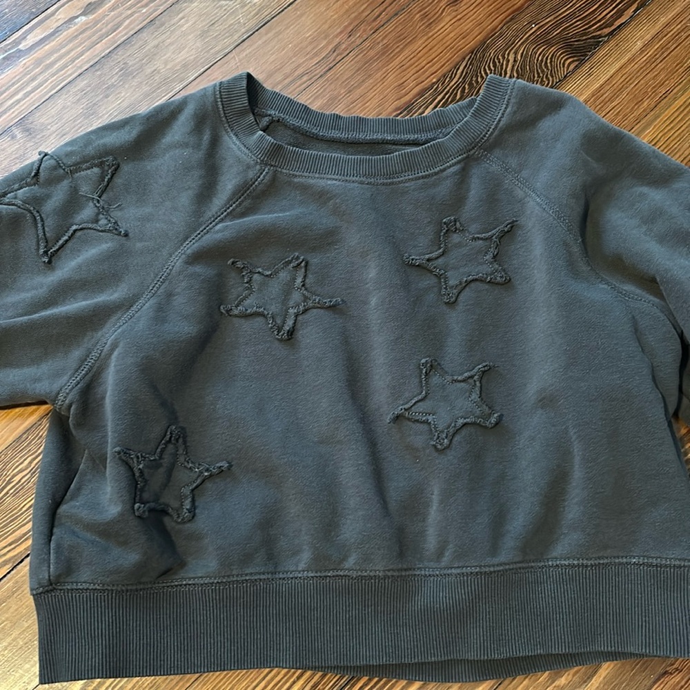 Katie J NYC Black Cropped Star Sweatshirt